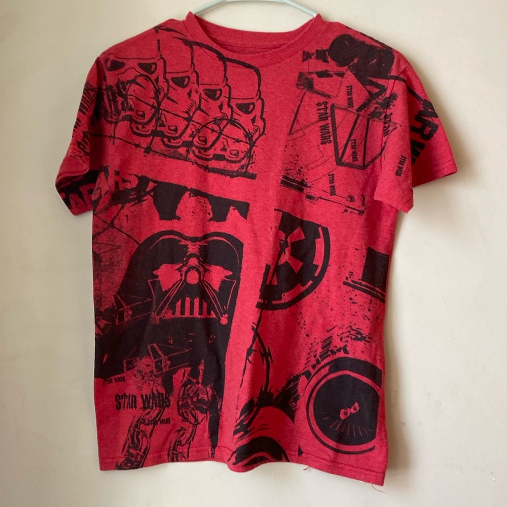 Star Wars T-Shirt, size Medium